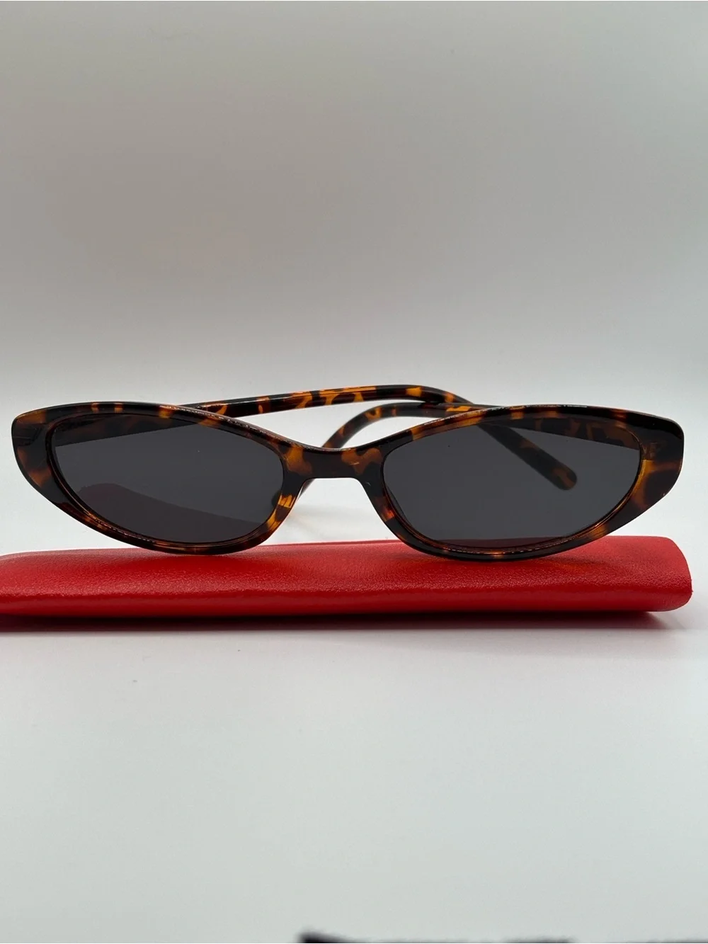 Vintage 80s Tortoise Shell Cat Eye Sunglasses Dark Lens Retro Slim Shades